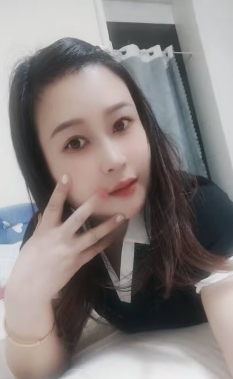 微胖丰满大奶少妇
