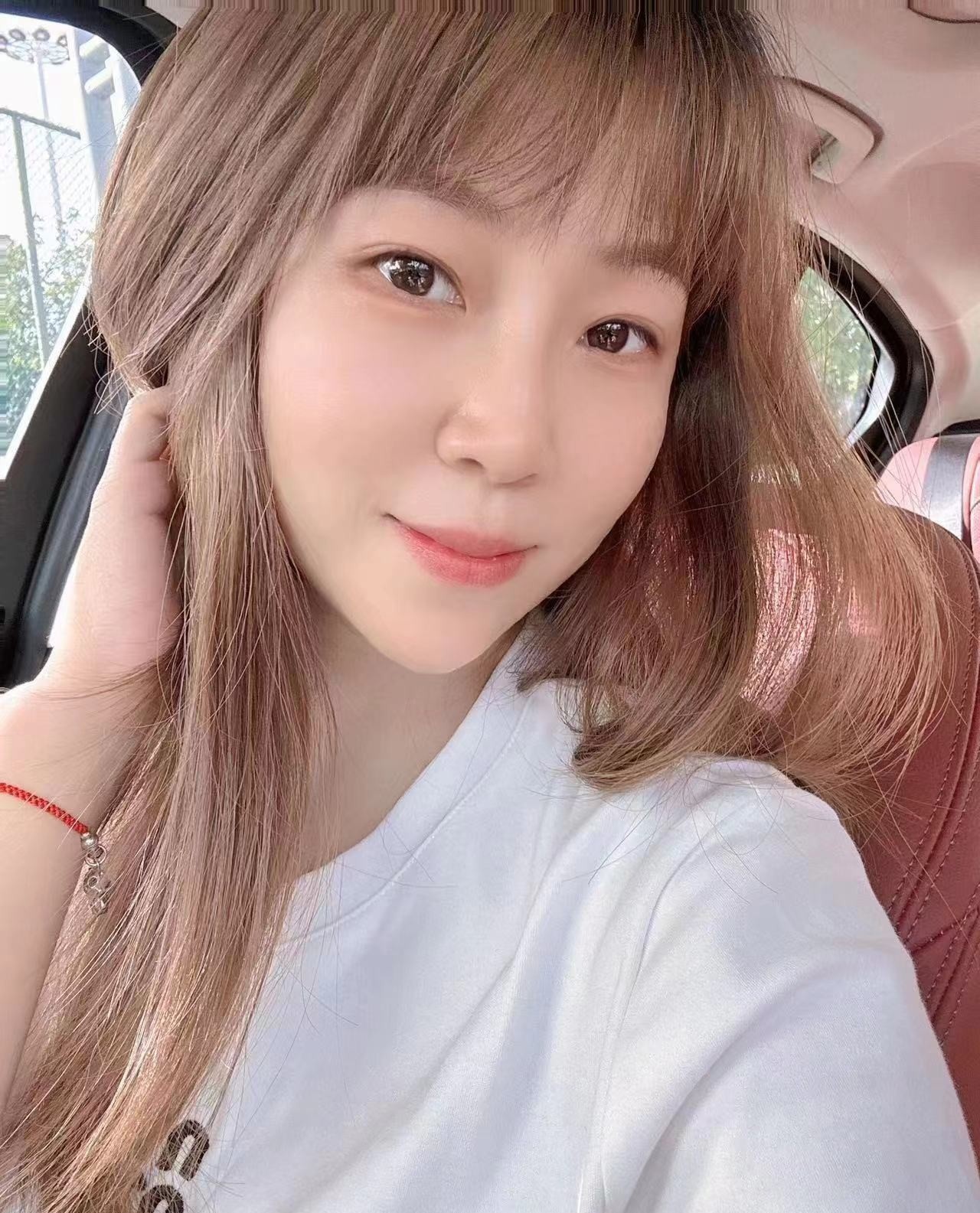 制服诱惑骚姐姐