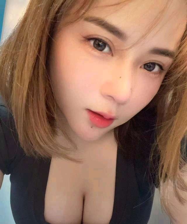蜀山可舌吻大胸妹
