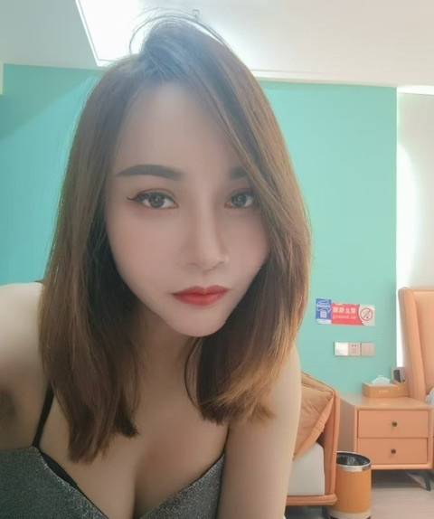 性感长腿小少妇