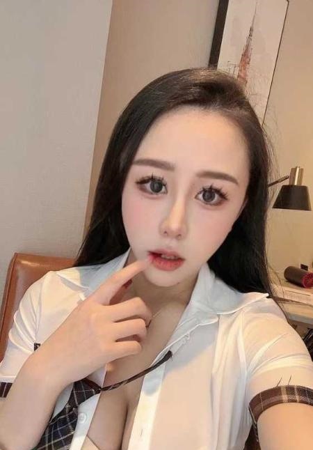 小龙女在武汉