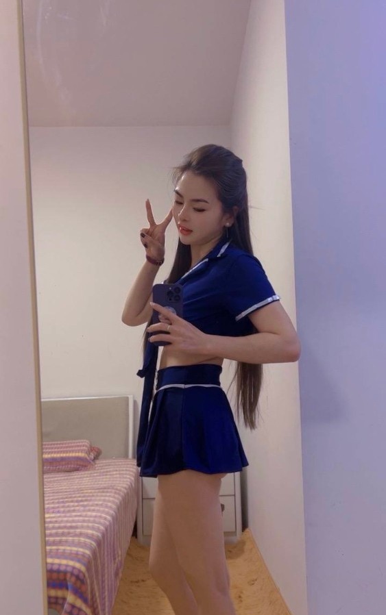 浦东粉乳骚女笑笑