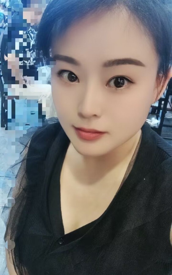 年轻少妇