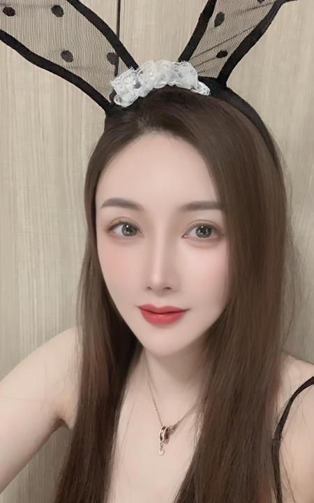 颜值美女Selina