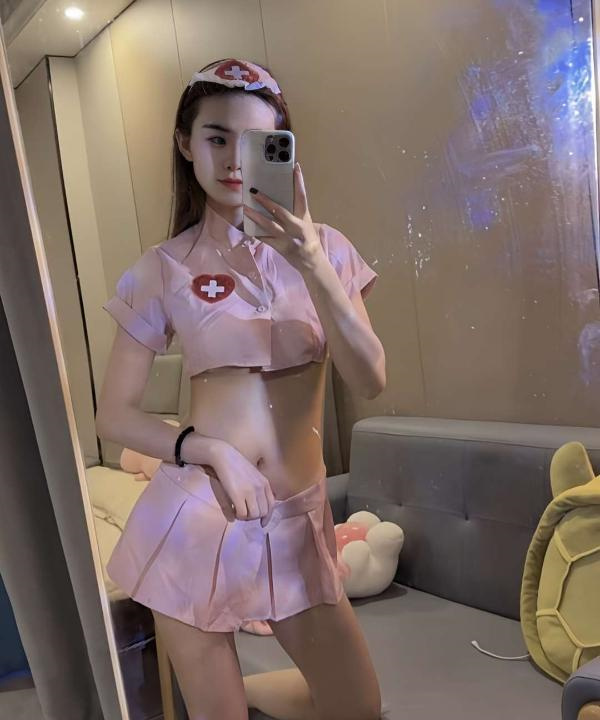 性感大长腿少妇夕阳
