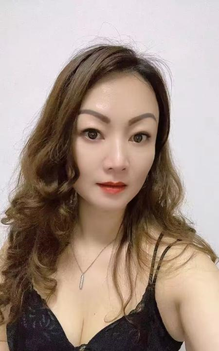 韭菜园笑笑