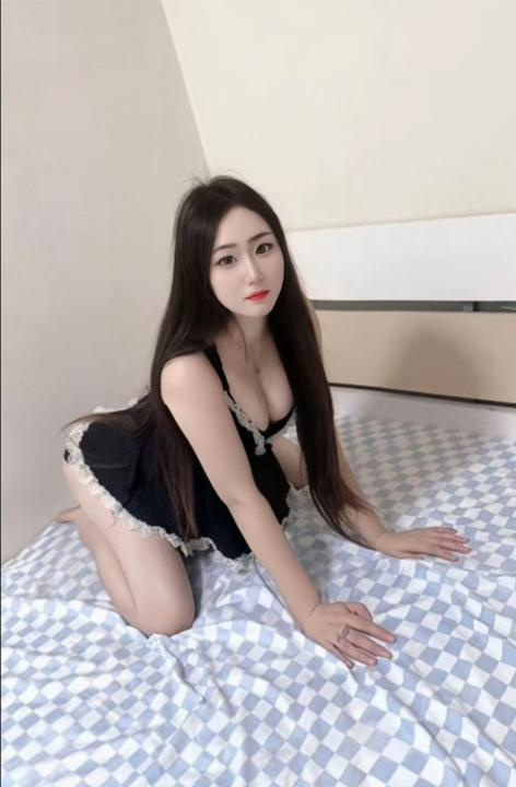 丰满巨乳肥臀米娜