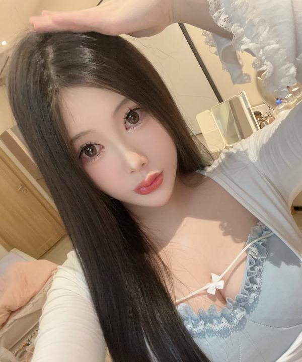 大胸制服服务系