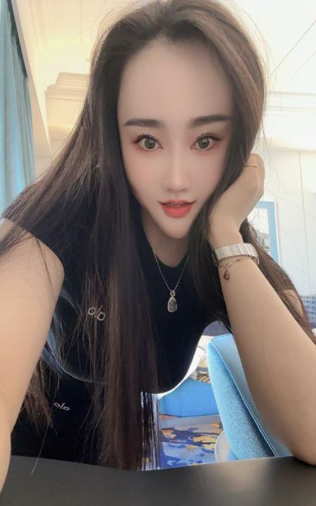性感肤白翘臀熙若