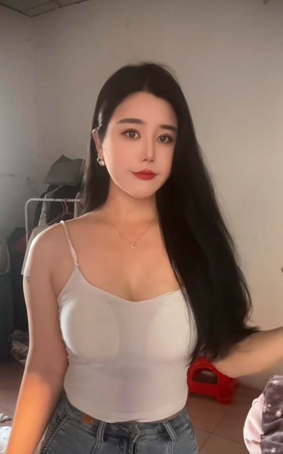 很会调情的骚媚姐姐