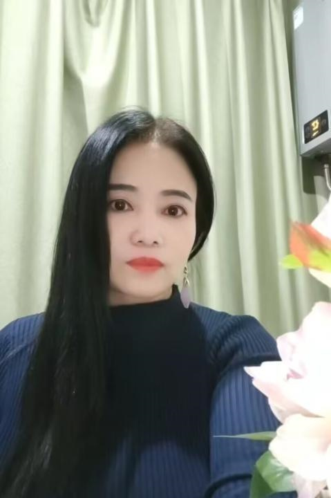 黄泥磅大胸少妇姐