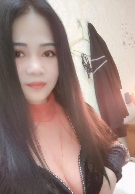 黄泥磅大胸少妇姐
