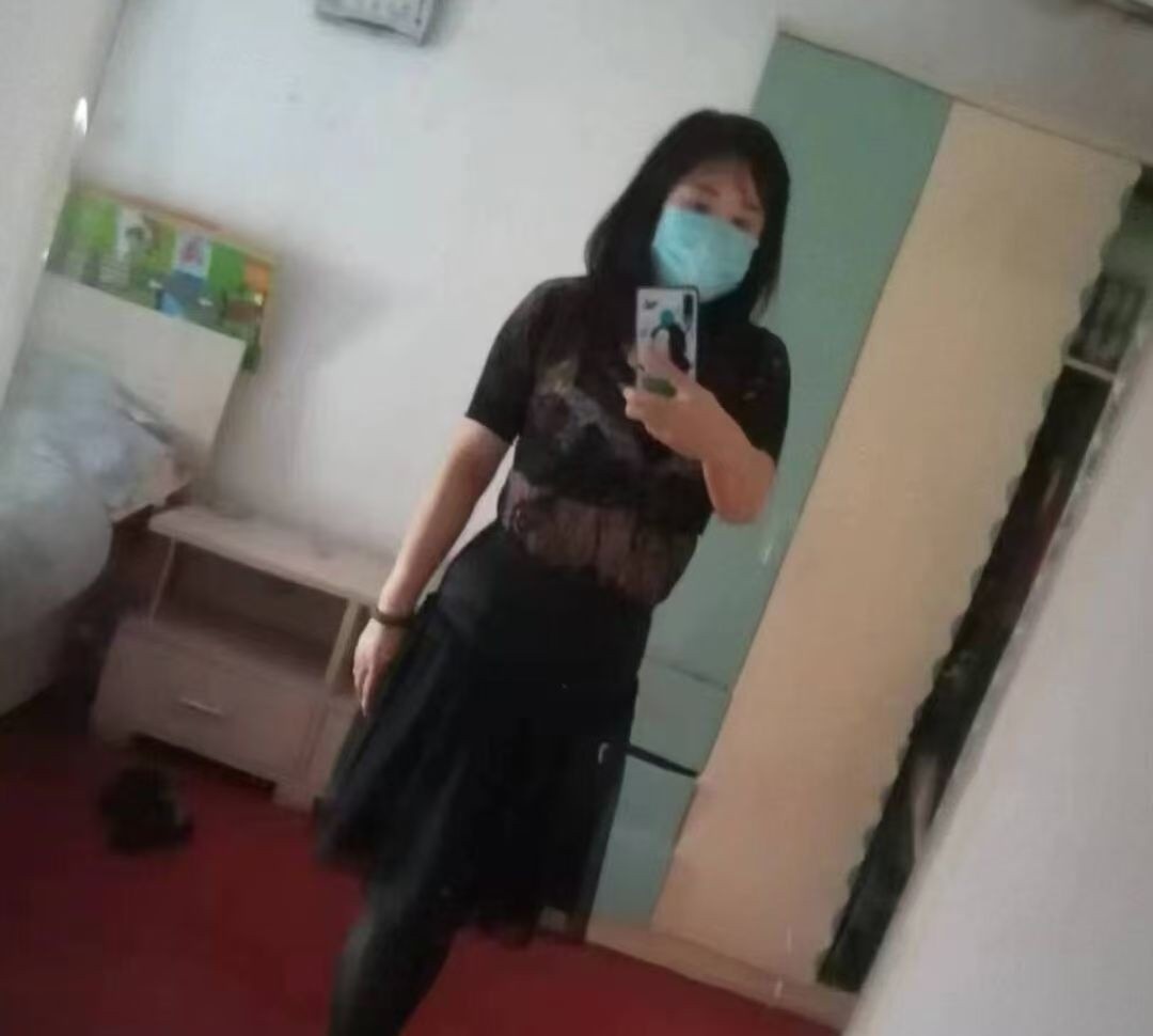 曝光机车女 二美美