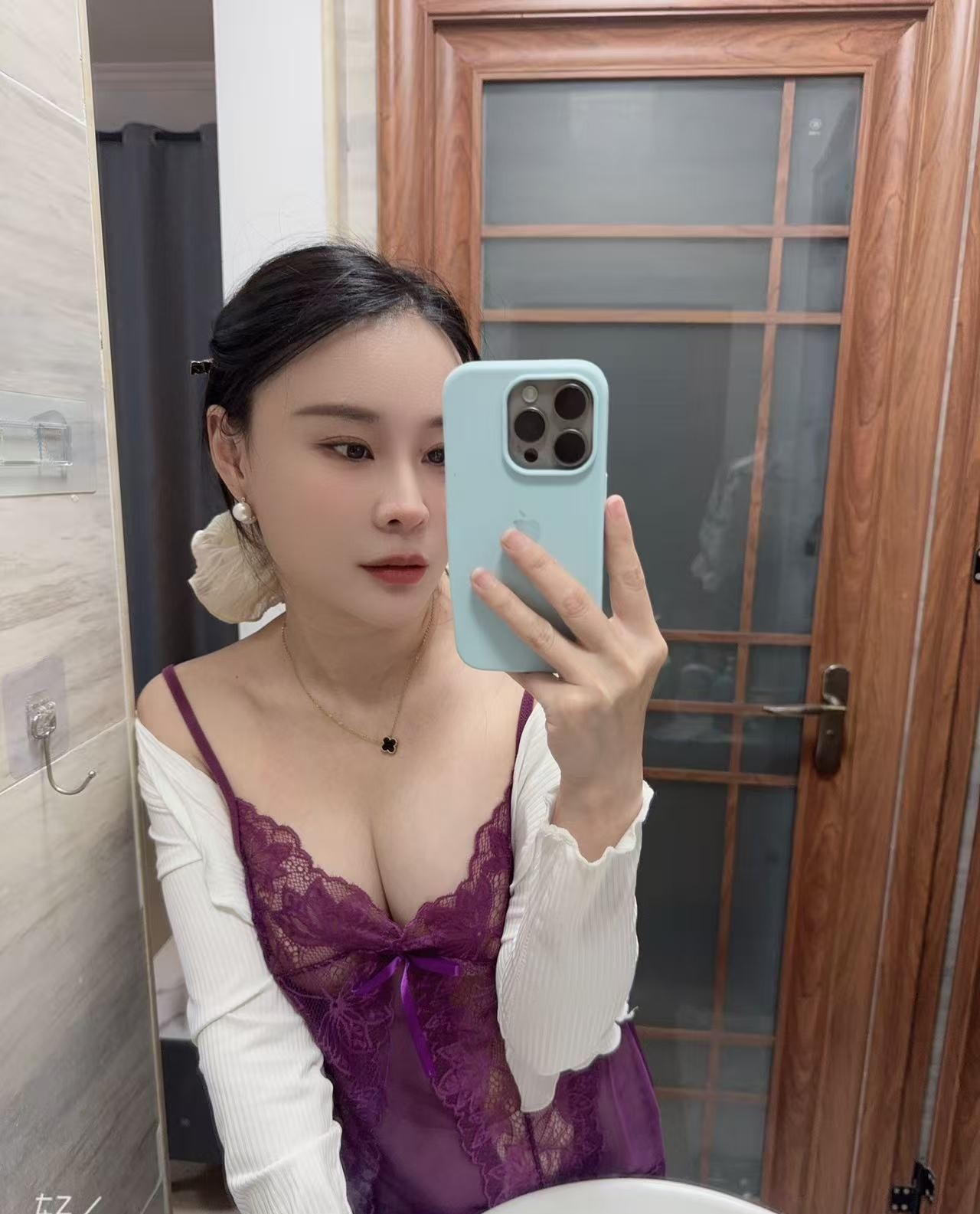 验证白云小颜