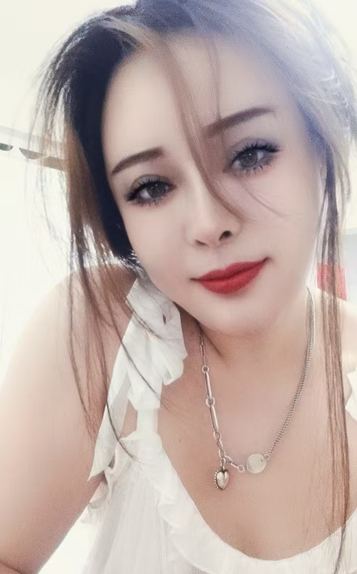 丰满少妇