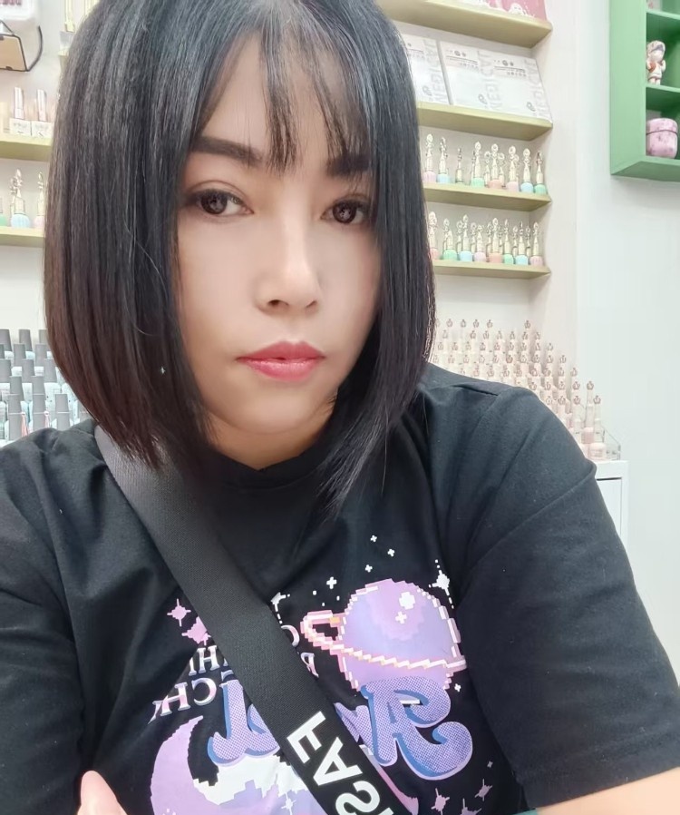 丰满情趣熟女姐姐