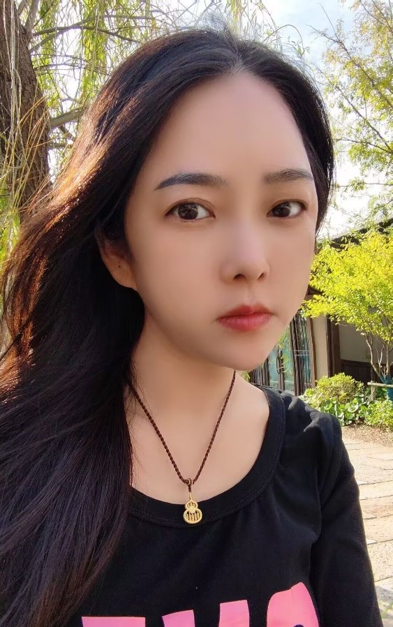 崇川小姐姐