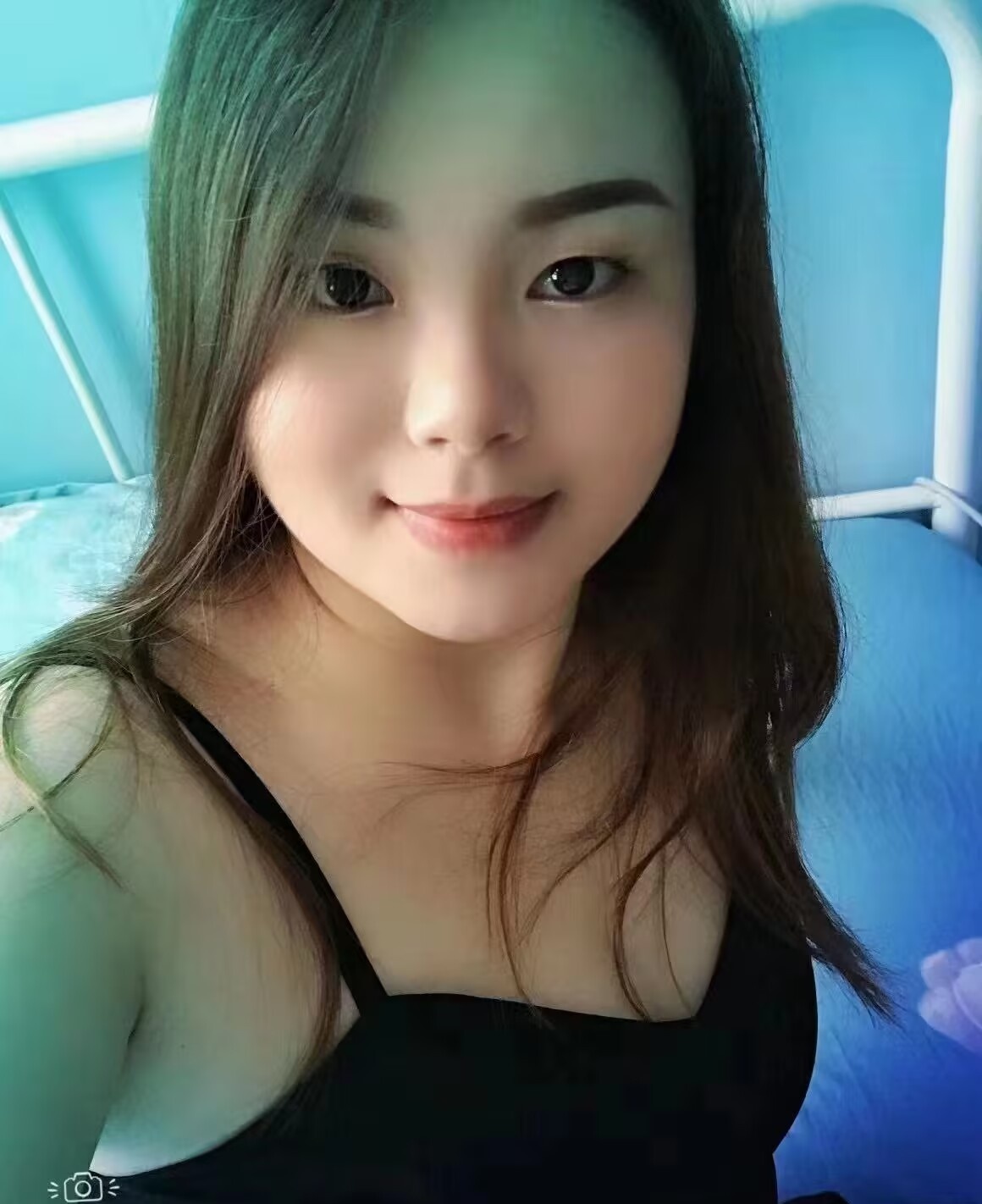 卸火固戍胸大微胖妹
