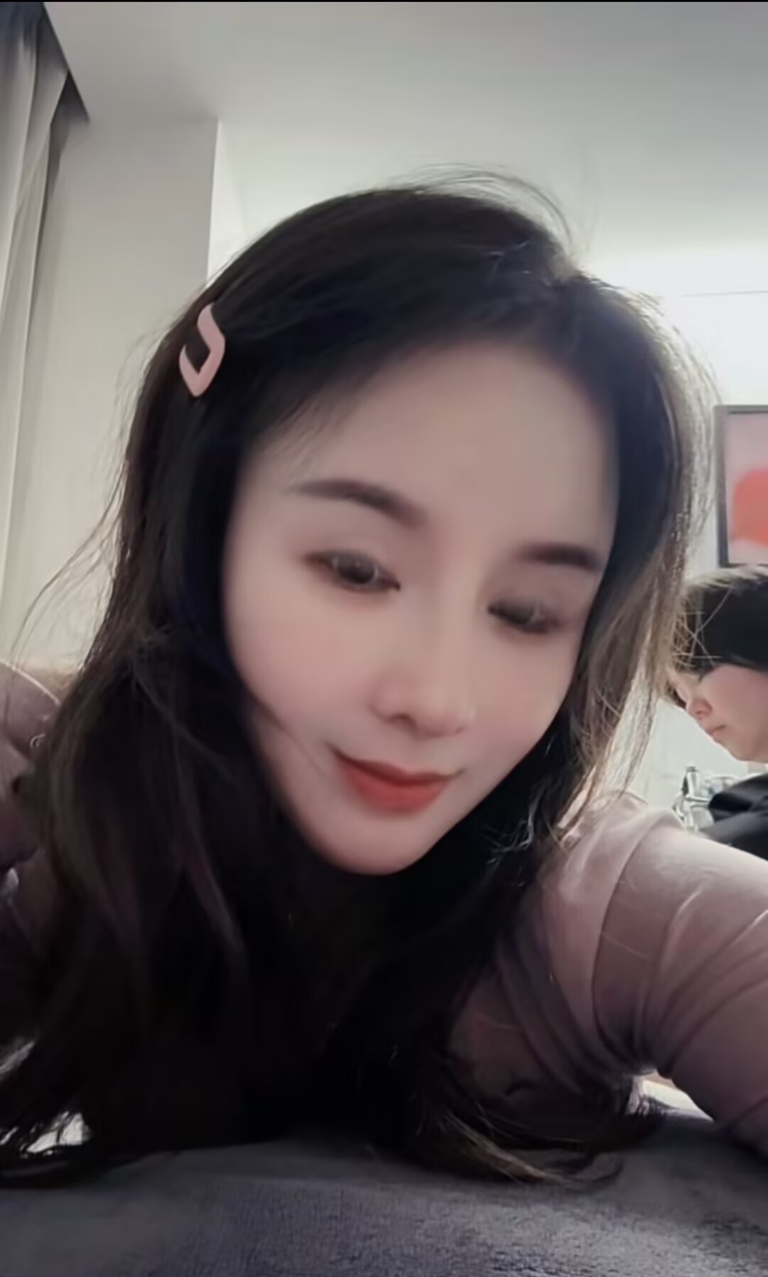 咪咪抖动妮妮