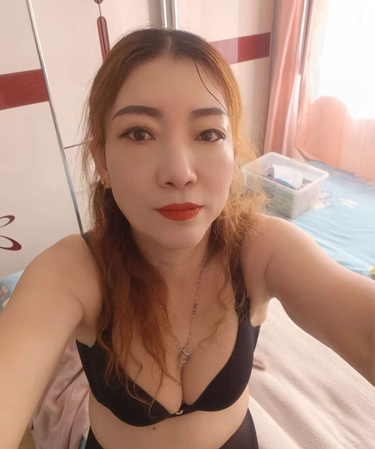 沈阳吹箫骚熟女
