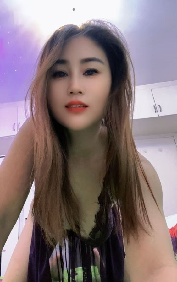 服务系大奶少妇