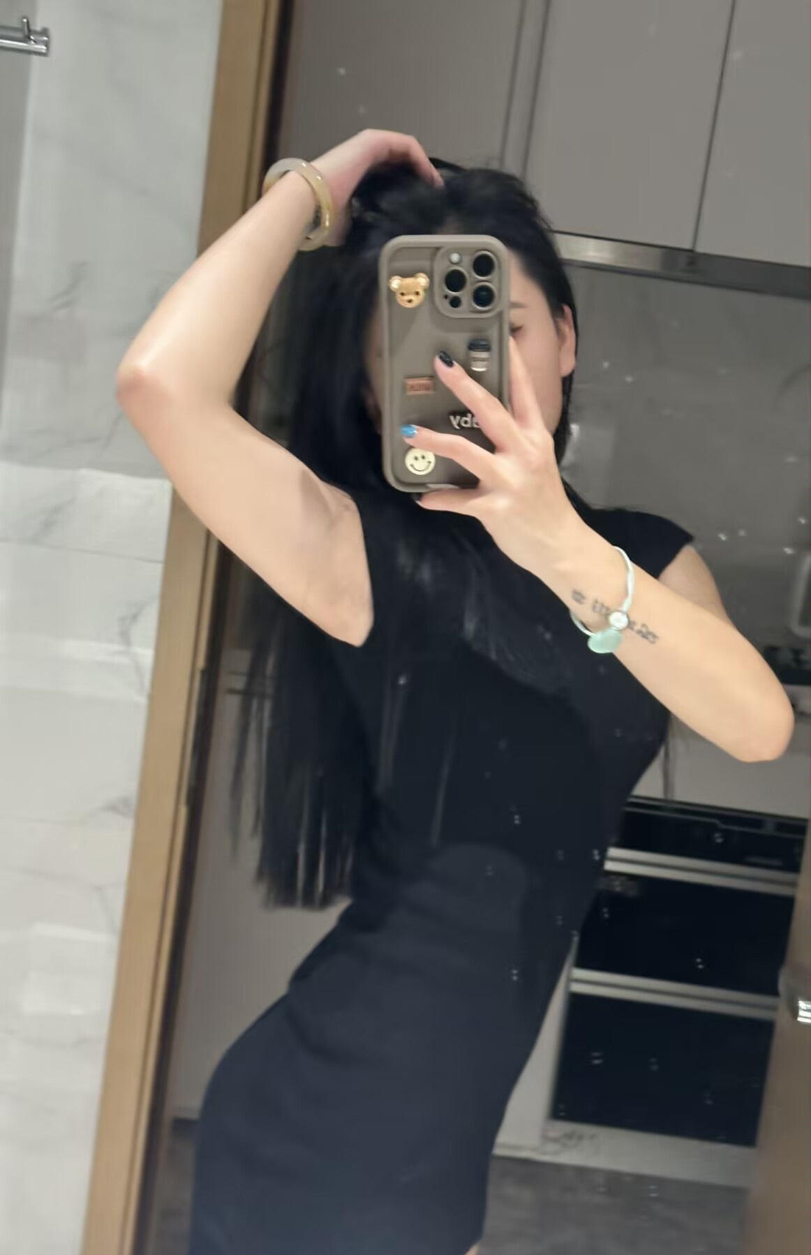 美腿妹子迷人身材