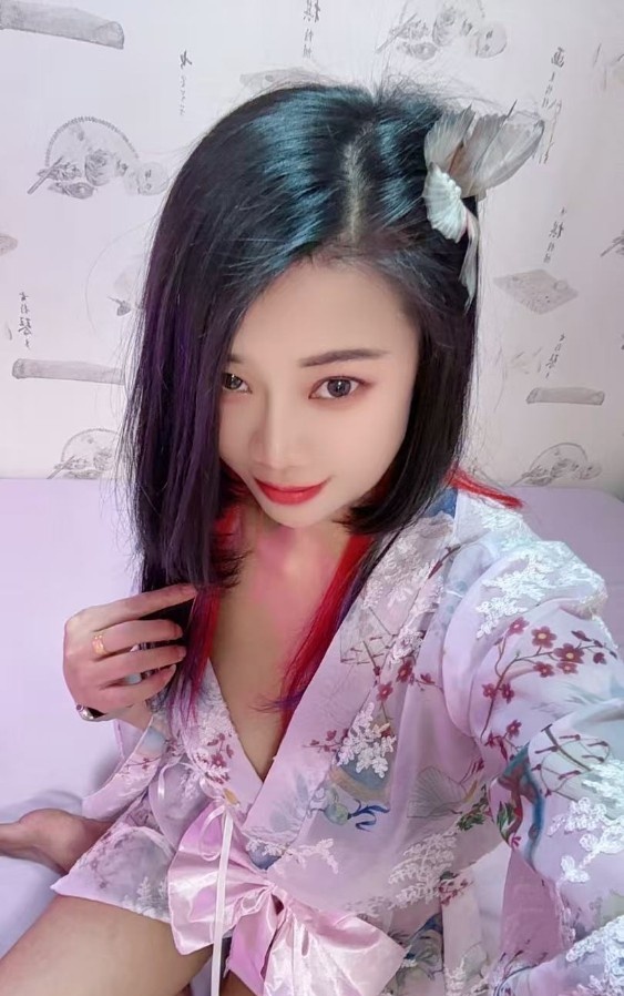 长腿美女茉莉