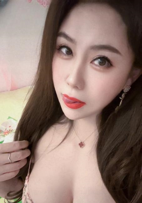 食髓知味的服务小姐姐