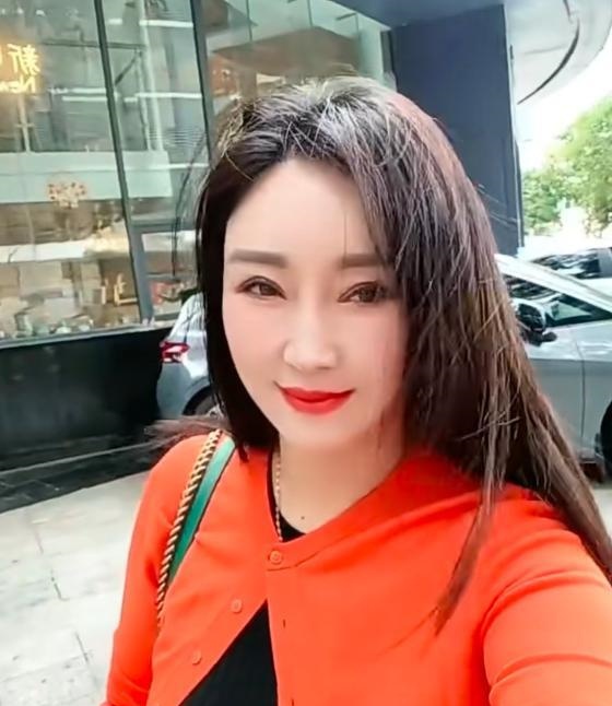 罗湖气质熟女