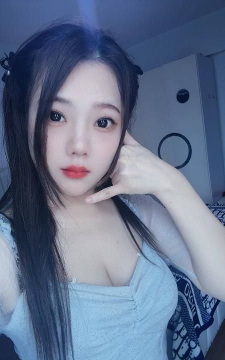 南山温柔的娃娃