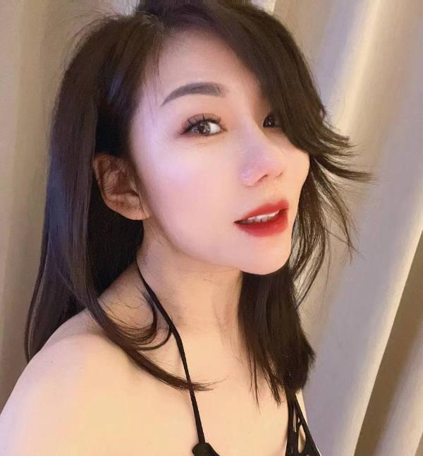 上城巨乳少妇萱萱