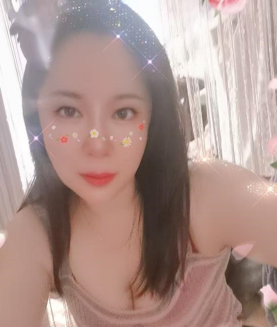 纯服务系少妇