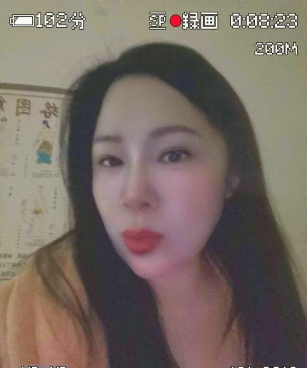 纯服务系少妇