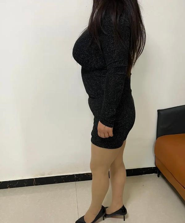 北工大地铁大屁股熟女