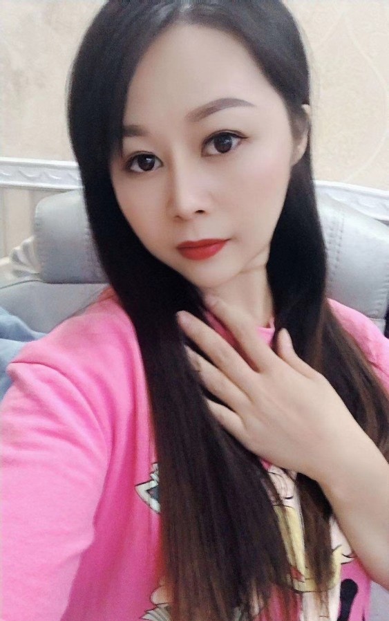 单亲美熟女妈妈