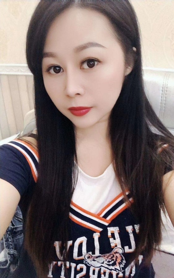 单亲美熟女妈妈