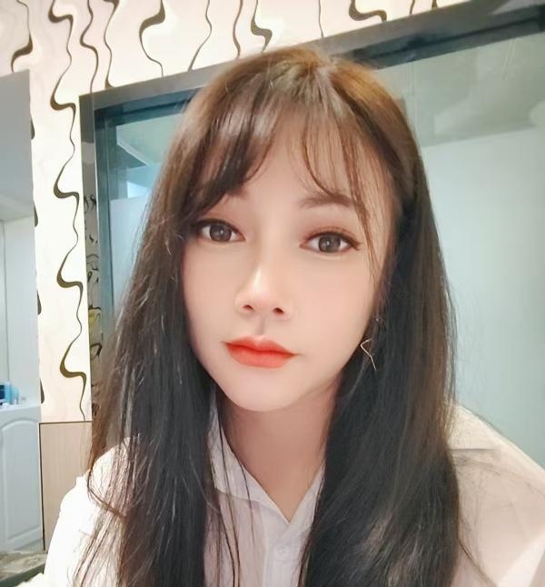 体验白云瑶瑶