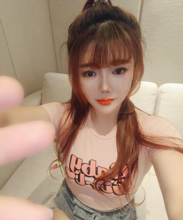 西湖大奶妹六六