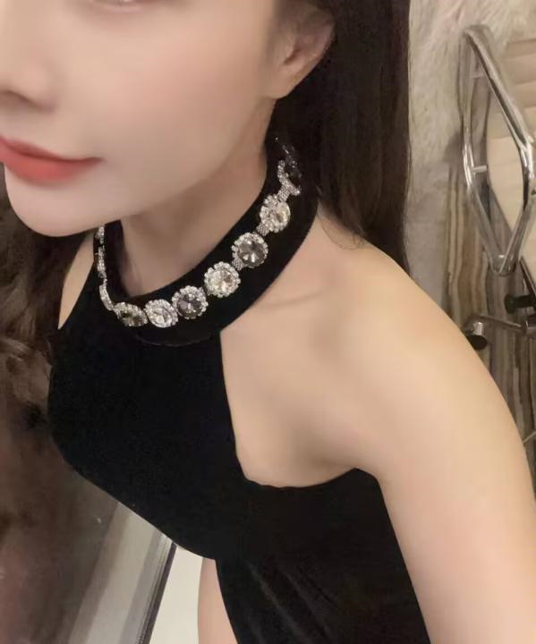 南山荔林骚女友亦菲