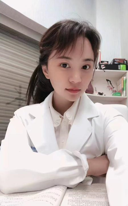 钟楼风骚护士小姐姐