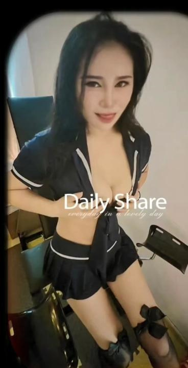 轰炸机思思老师