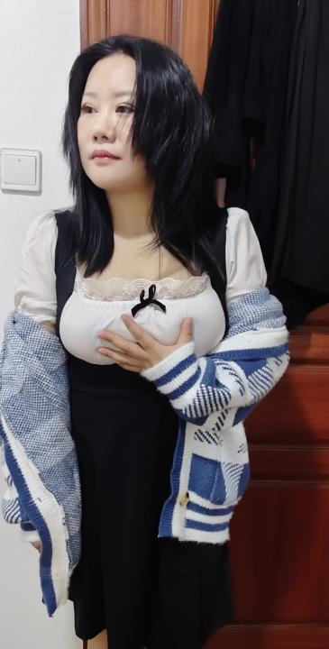 服务系大胸姐