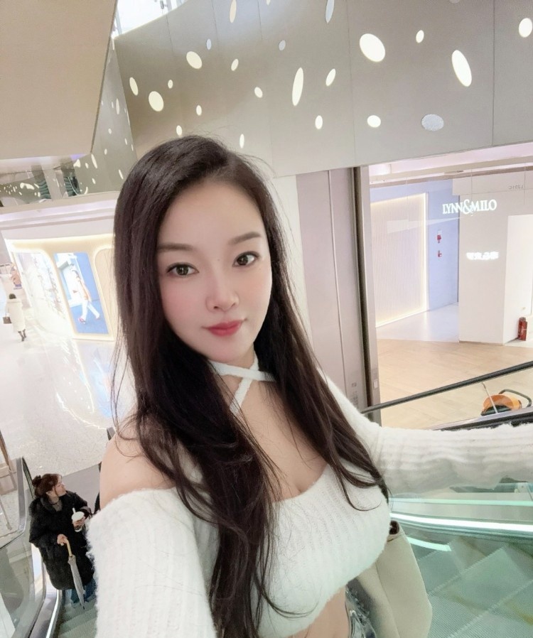 服务型少妇