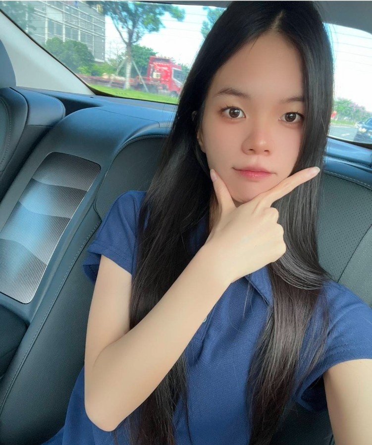 天河年轻嫩妹