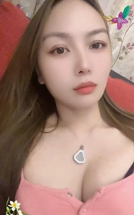 年轻小姐姐