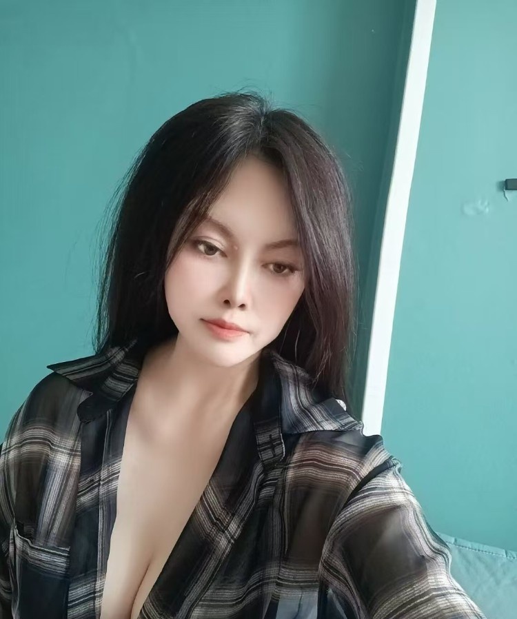 团结桥少妇