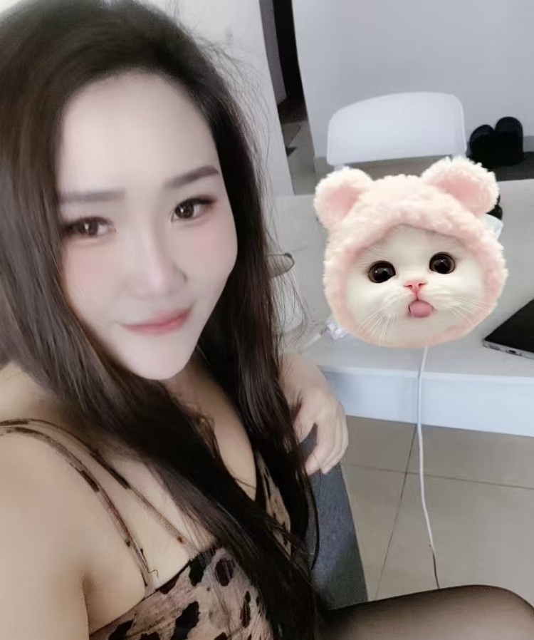 小尺新人妹子