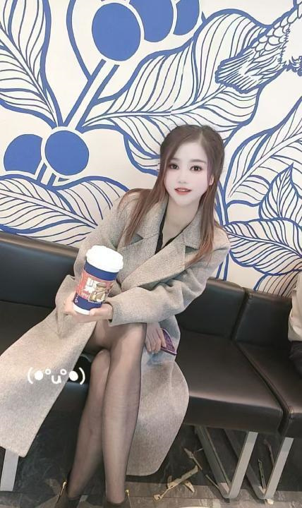 黑丝皮裙妖妖