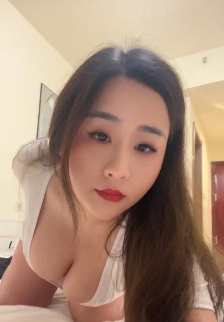 上城莞式女菩萨