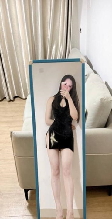 服务到位颜值妹子
